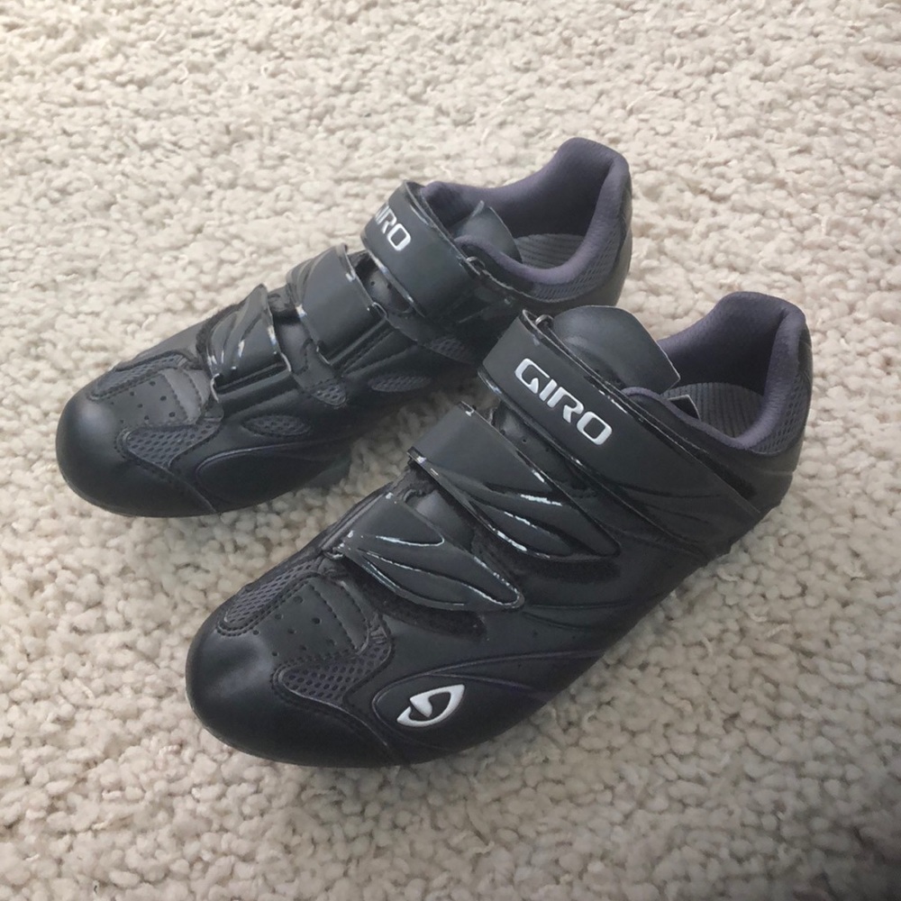 Perfect condition indoor spin shoes